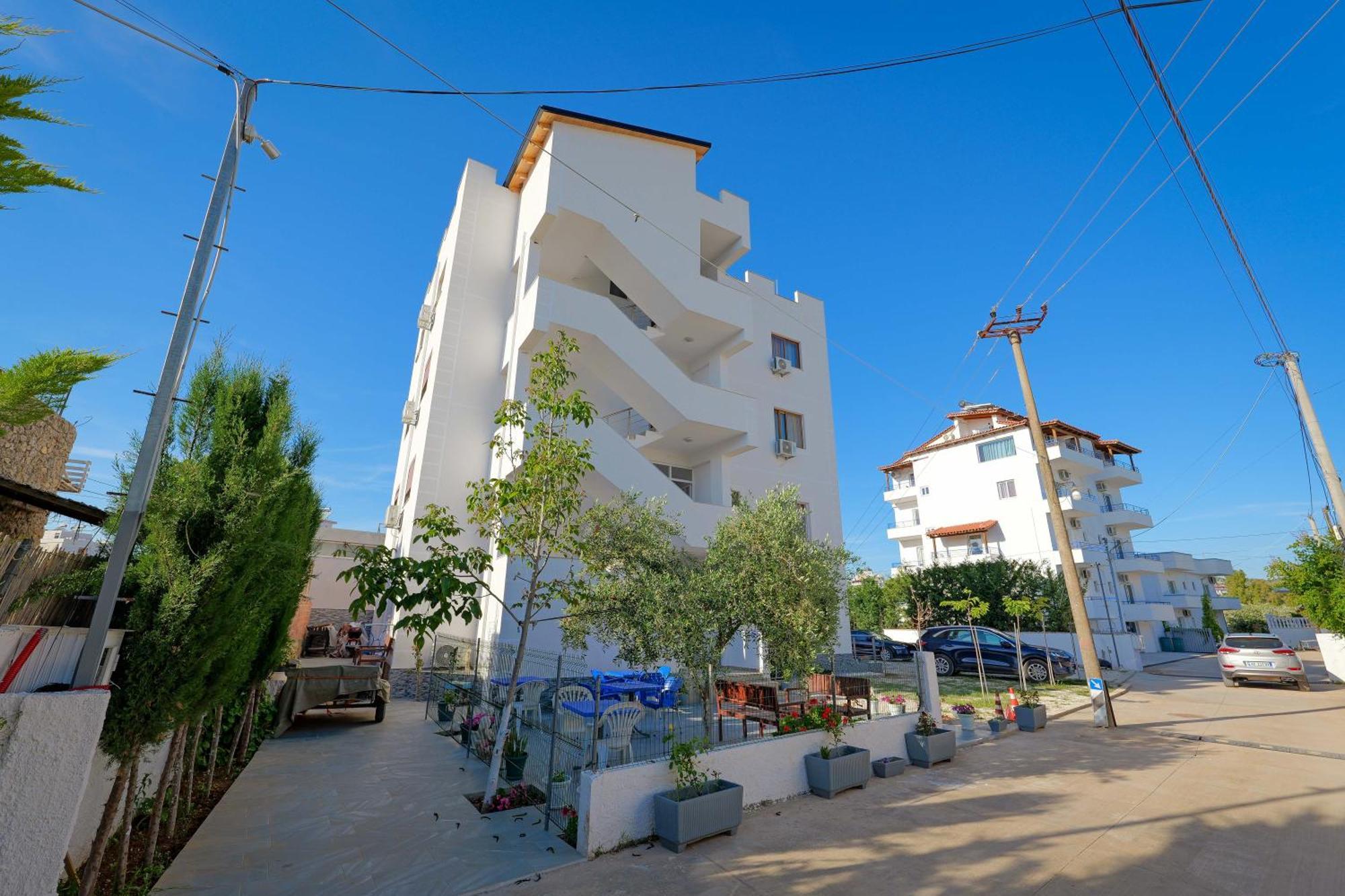 Central Garden Residence Sofia - Free Parking Ksamil Exteriör bild