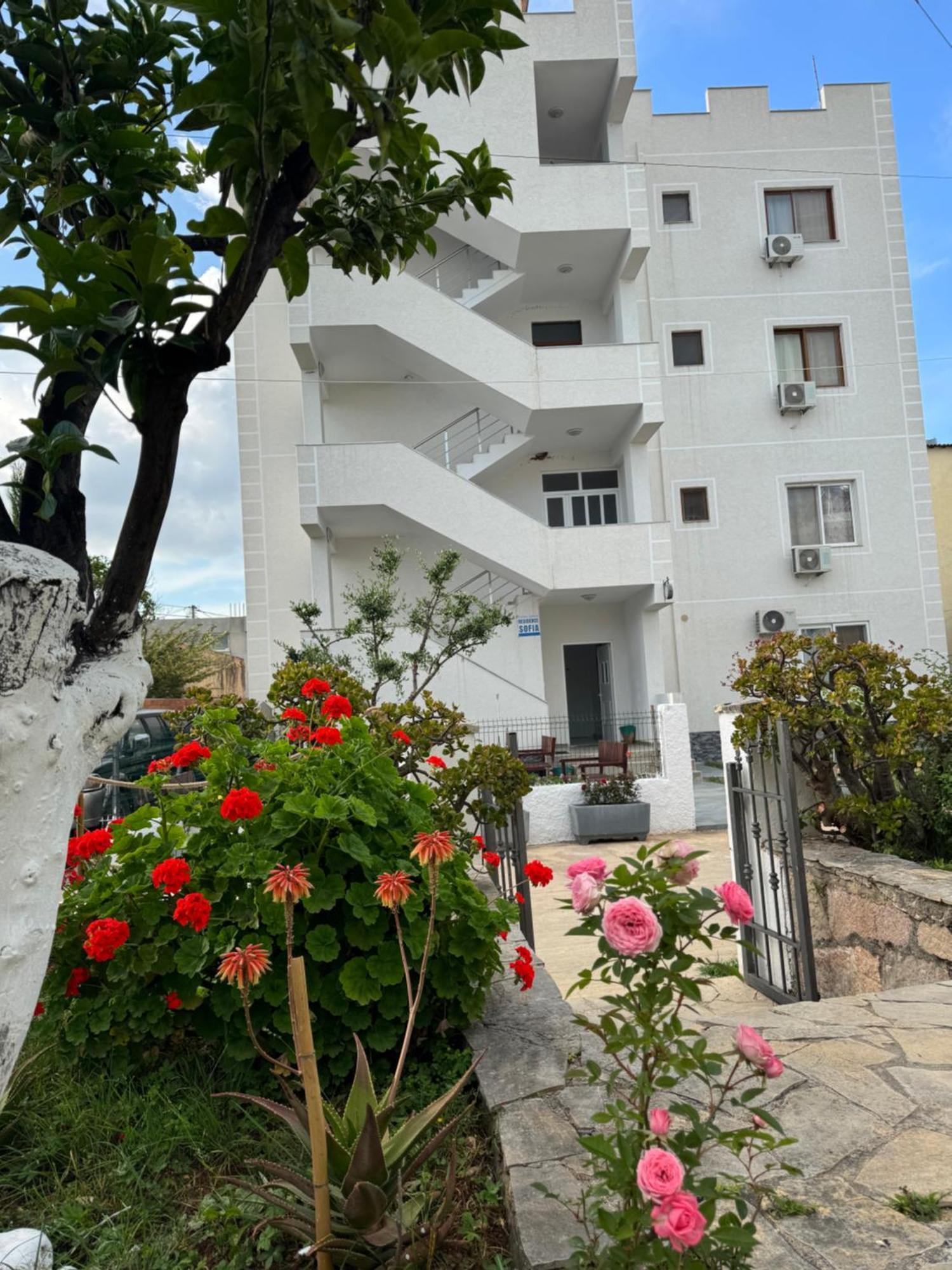 Central Garden Residence Sofia - Free Parking Ksamil Exteriör bild